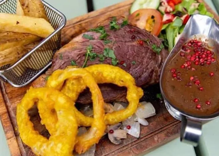The Bailey Gastro Bar & * את'לון